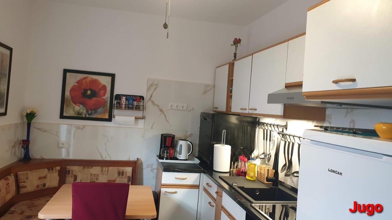 Apartments Bura & Jugo, Cres, Without Stress Exterior photo