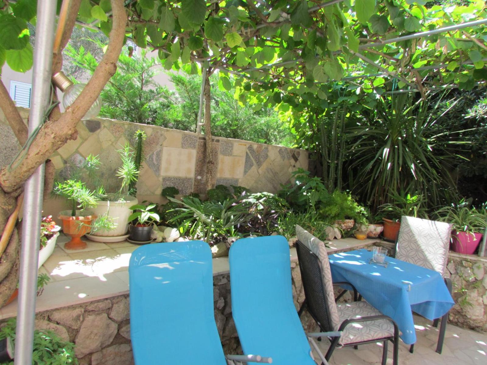 Apartments Bura & Jugo, Cres, Without Stress Exterior photo